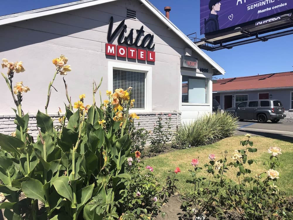 VISTA MOTEL CULVERCITY featured exterior or lobby in Culver City, CA — similar hotel