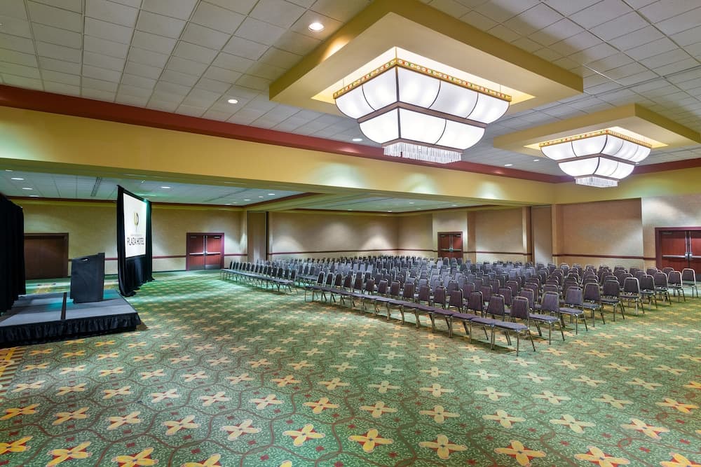 University Plaza Hotel gallery photo in Springfield, MO — image 35