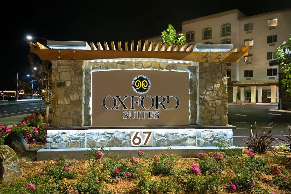 Oxford Suites Sonoma County gallery photo in Rohnert Park, CA — image 43