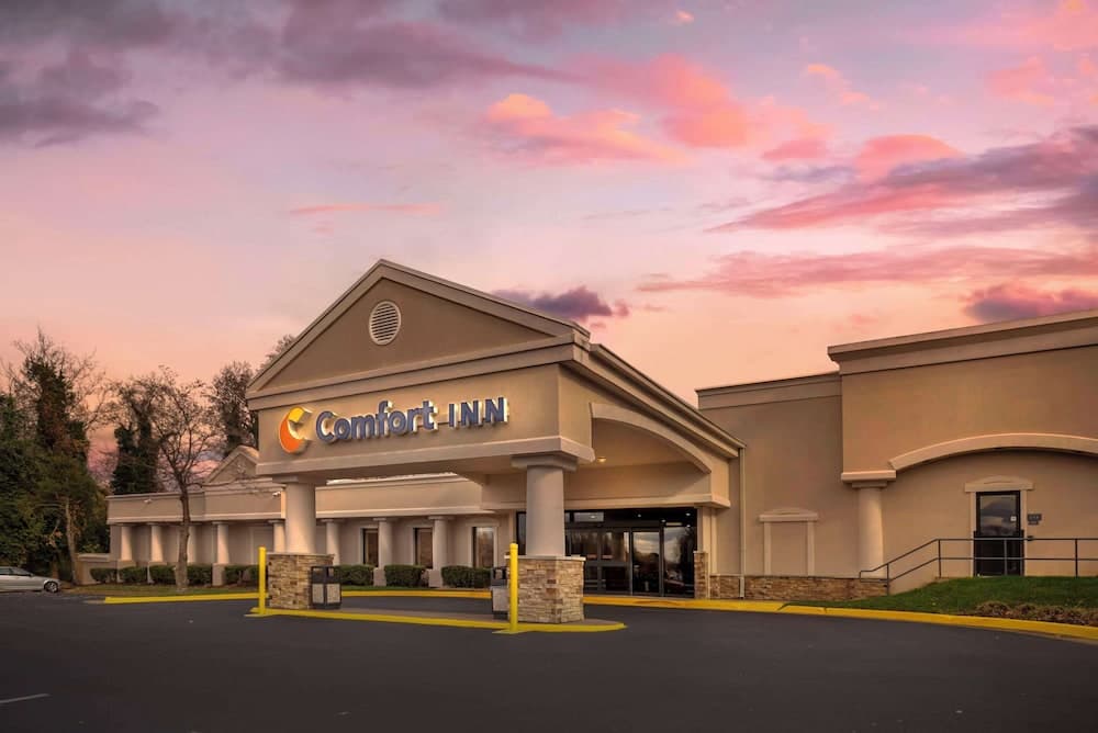 Comfort Inn Monticello property views in Charlottesville, VA — gallery photo 3