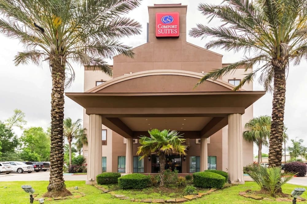 Comfort Suites Beaumont I-10 — hotel in Beaumont, Texas