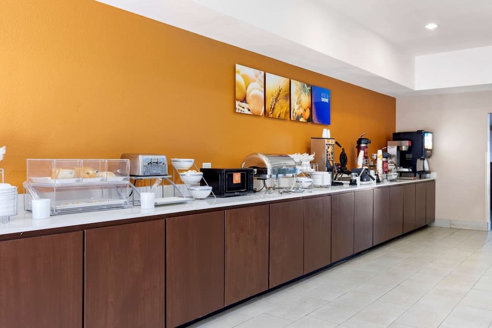 Comfort Suites Copperas Cove gallery photo in Copperas Cove, TX — image 24