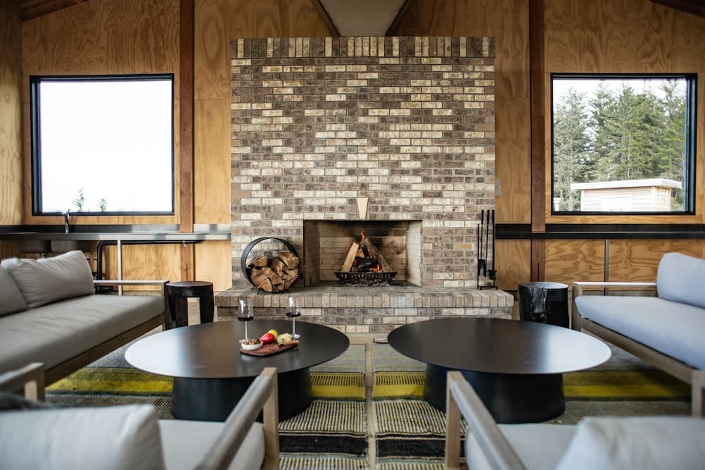 Bay Point Landing interior in Coos Bay, OR — gallery photo 2
