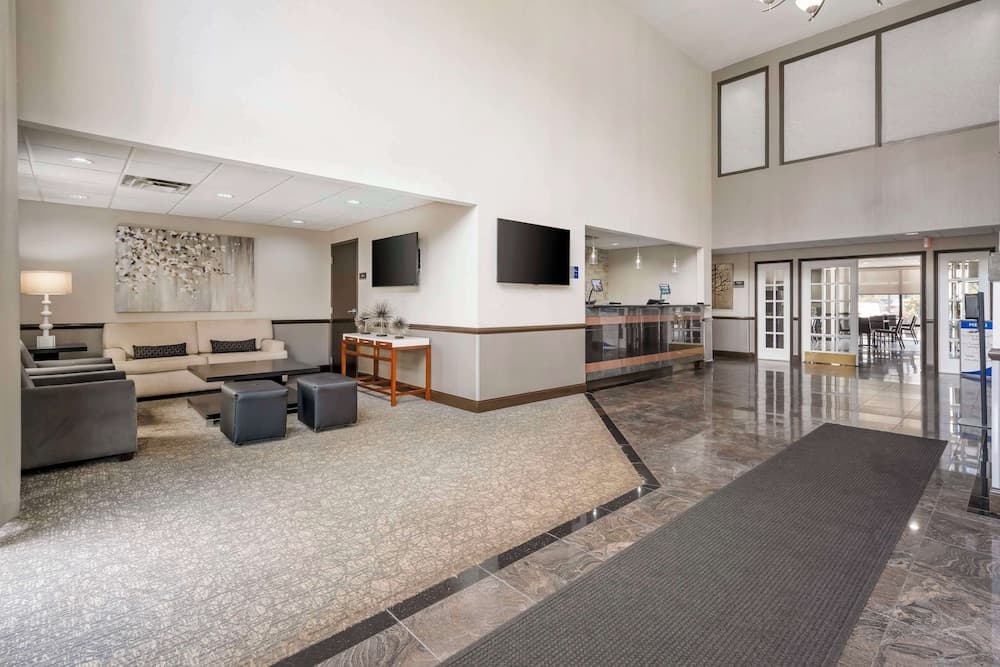 Best Western Suites property views in Columbus, OH — gallery photo 3
