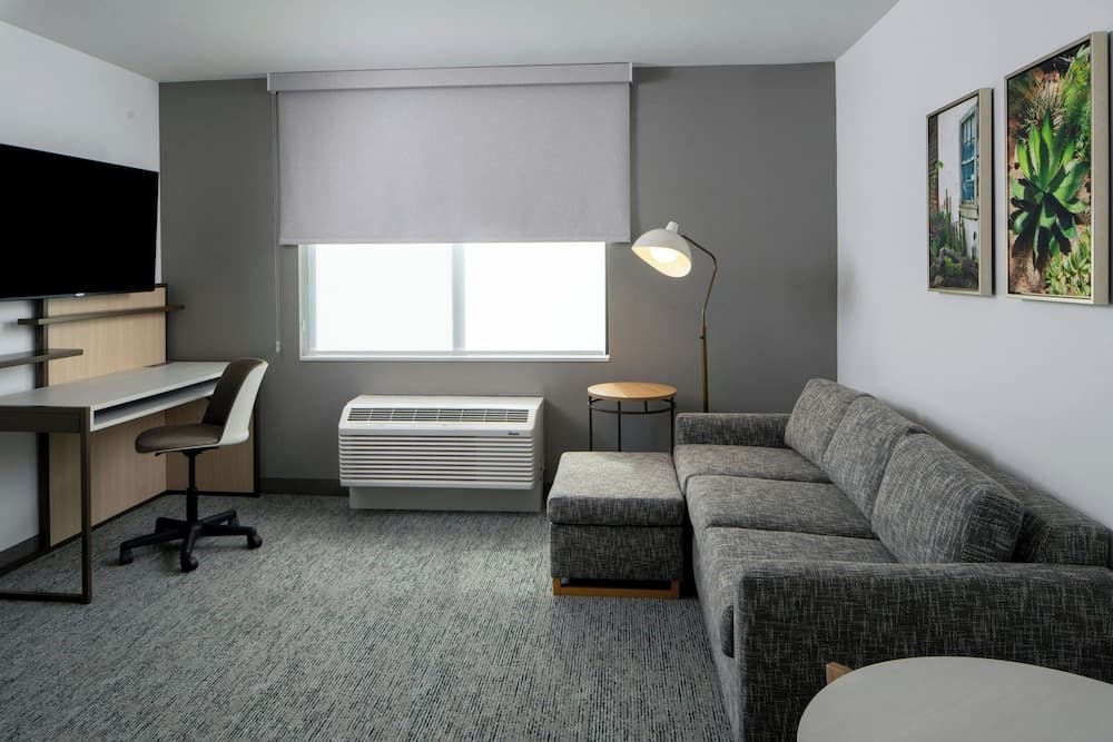 Towneplace Suites By Marriott Surprise Prasada gallery photo in Surprise, AZ — image 21