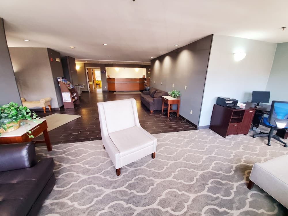 Americas Best Value Inn & Suites Racine gallery photo in Mount Pleasant, WI — image 22
