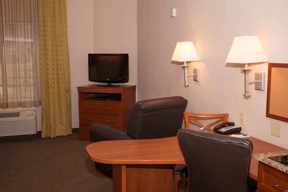 Candlewood Suites Logan by IHG interior in Logan, WV — gallery photo 2