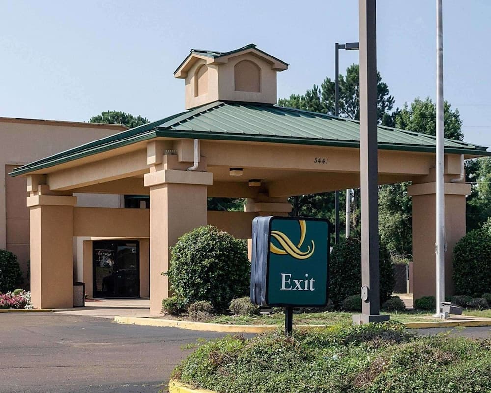 Quality Inn Magee featured exterior or lobby in Magee, MS — similar hotel