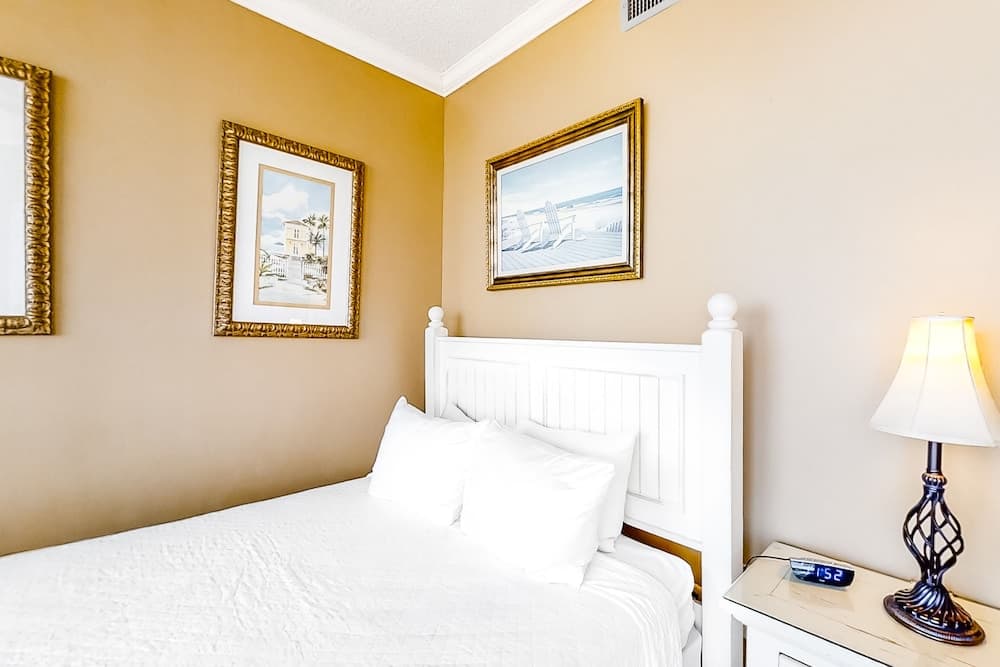 Surfside Resort interior in Miramar Beach, FL — gallery photo 2