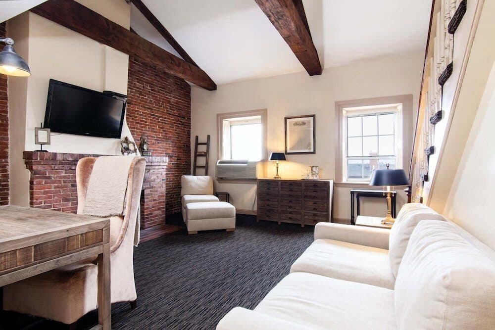Garrison Inn Boutique Hotel gallery photo in Newburyport, MA — image 27