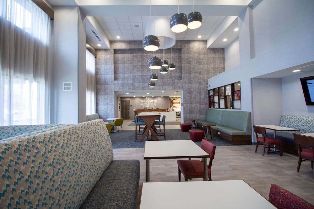 Hampton Inn & Suites North Attleboro gallery photo in North Attleboro — image 4