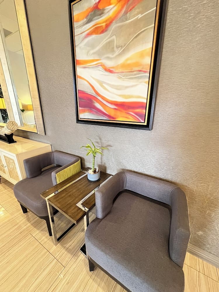 Alhambra Hotel property views in Alhambra, CA — gallery photo 3