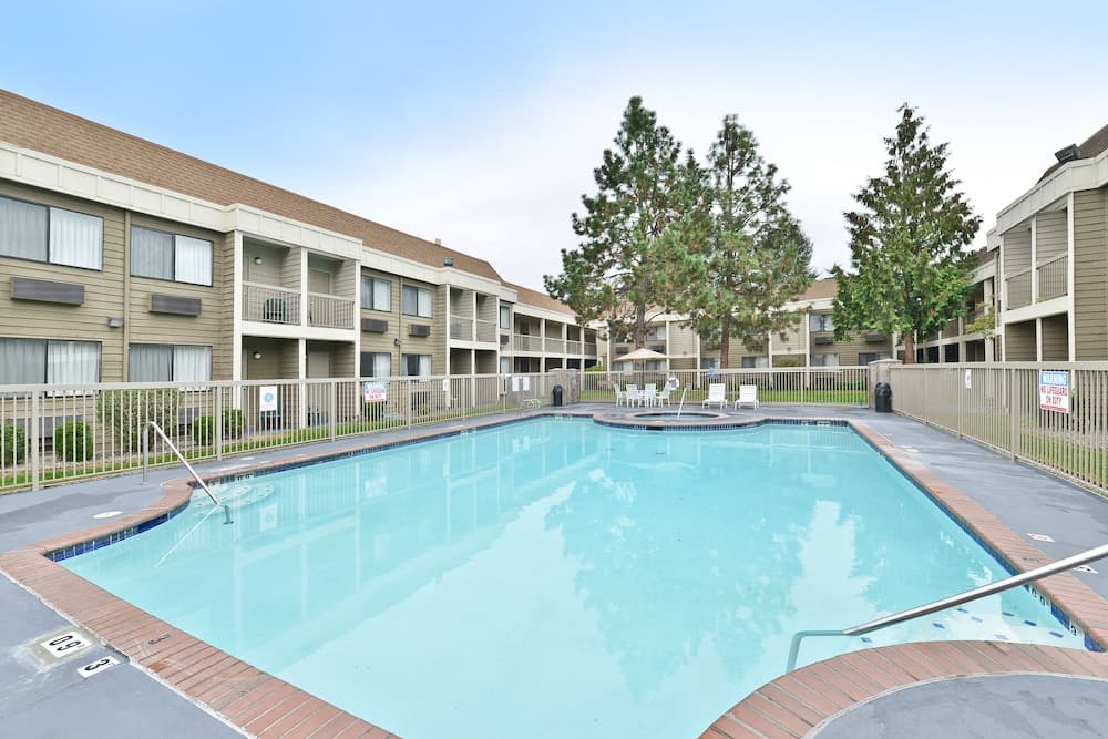 Ramada by Wyndham Kent Seattle Area gallery photo in Kent, WA — image 31