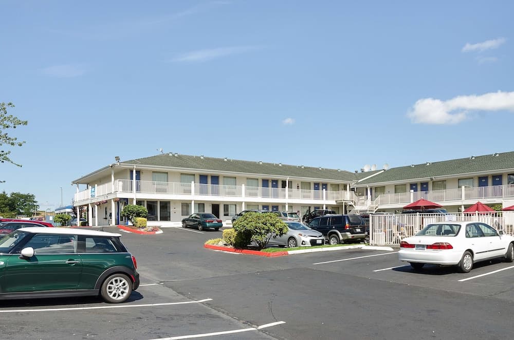 Motel 6 Tacoma, WA - South gallery photo in Tacoma, WA — image 17