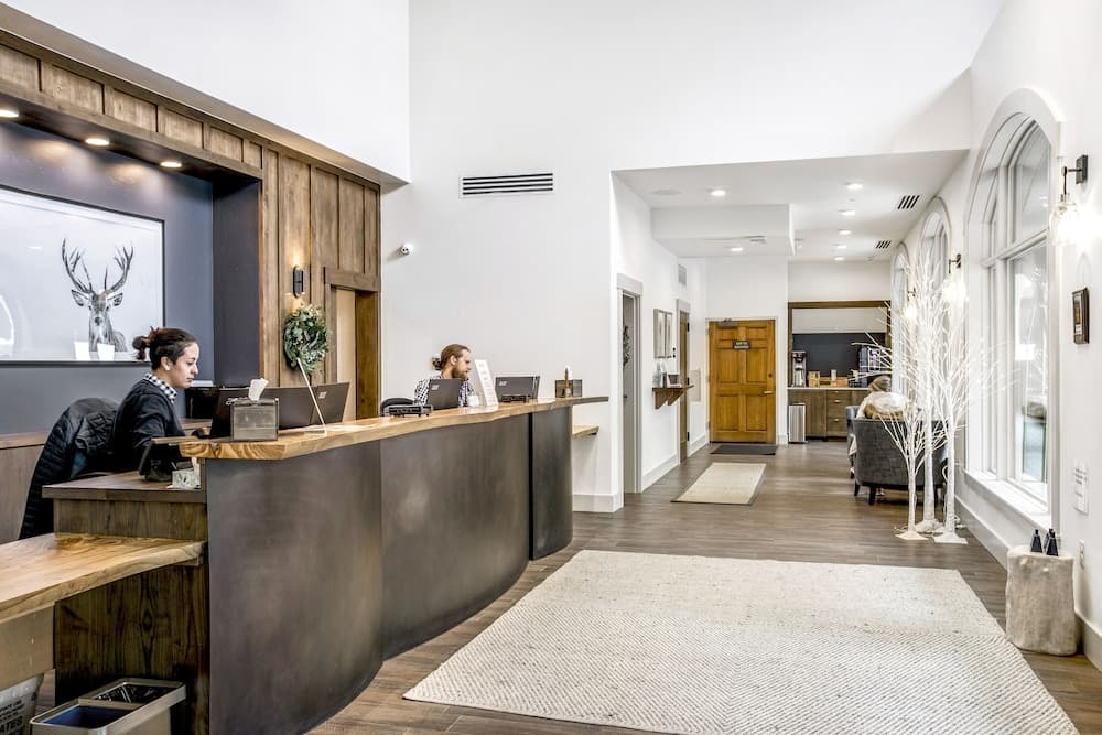 Antlers at Vail interior in Vail, CO — gallery photo 2