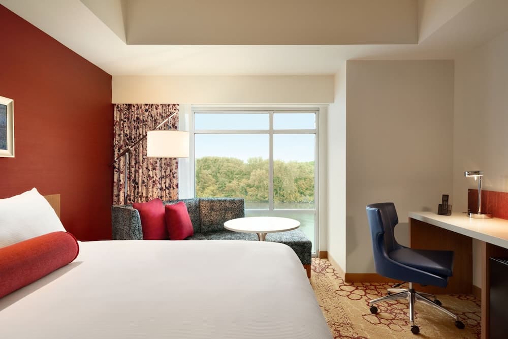 The Landing Hotel at Rivers Casino & Resort gallery photo in Schenectady, NY — image 58