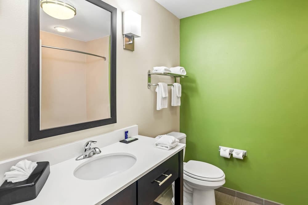Sleep Inn & Suites Dripping Springs - Austin Area gallery photo in Dripping Springs, TX — image 8