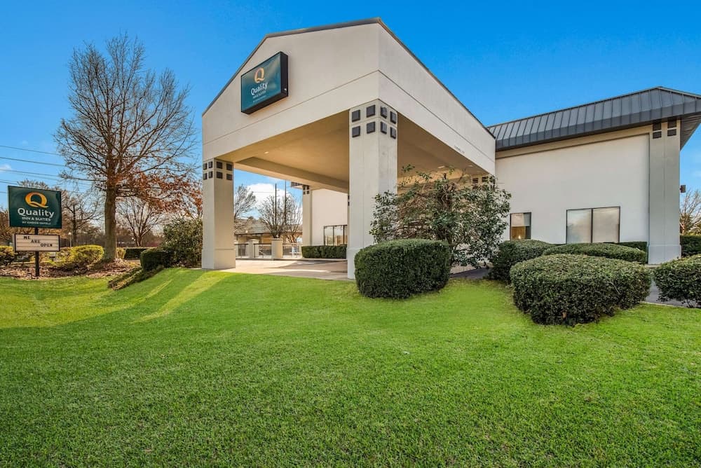 Quality Inn & Suites Aiken South — hotel in Aiken, South Carolina