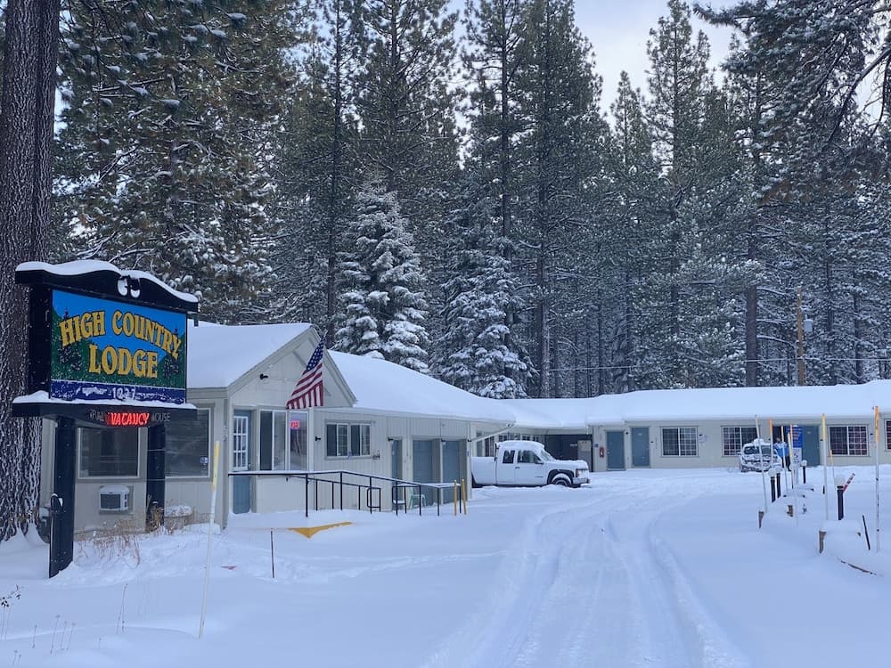 High Country Lodge property views in South Lake Tahoe, CA — gallery photo 3