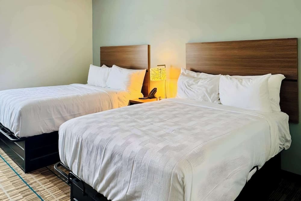 MainStay Suites Chambersburg interior in Chambersburg, PA — gallery photo 2