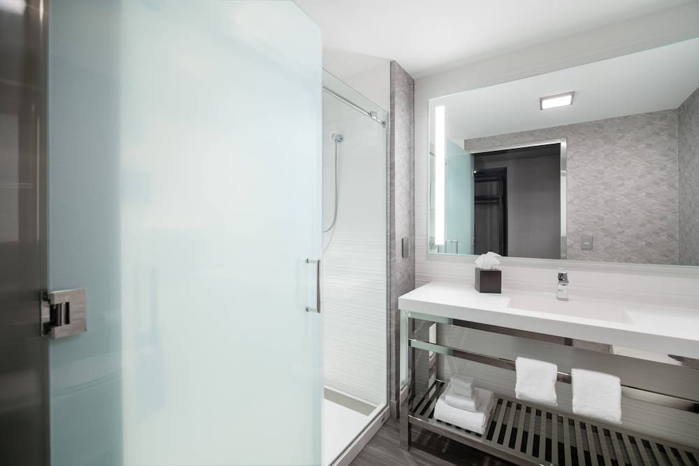 AC Hotel by Marriott Portsmouth gallery photo in Portsmouth, NH — image 32