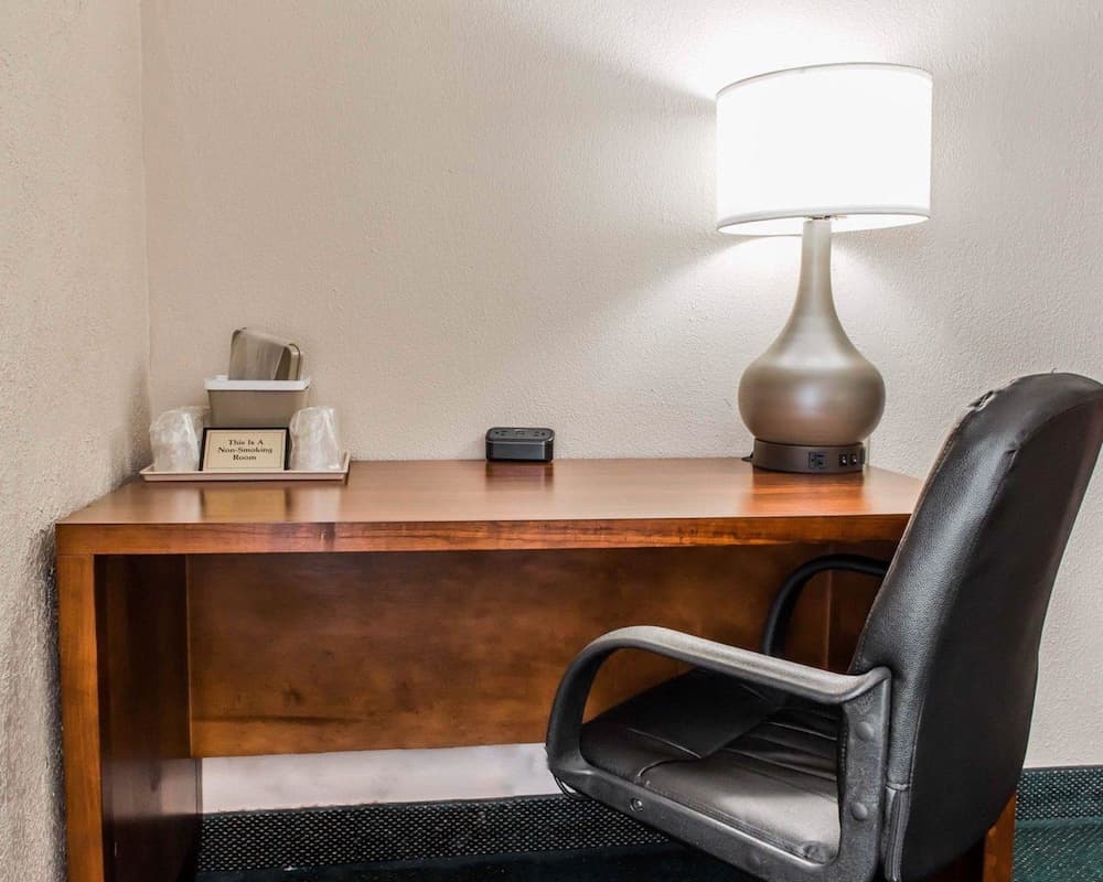 Quality Inn Waynesburg - Morrisville property views in Waynesburg, PA — gallery photo 3