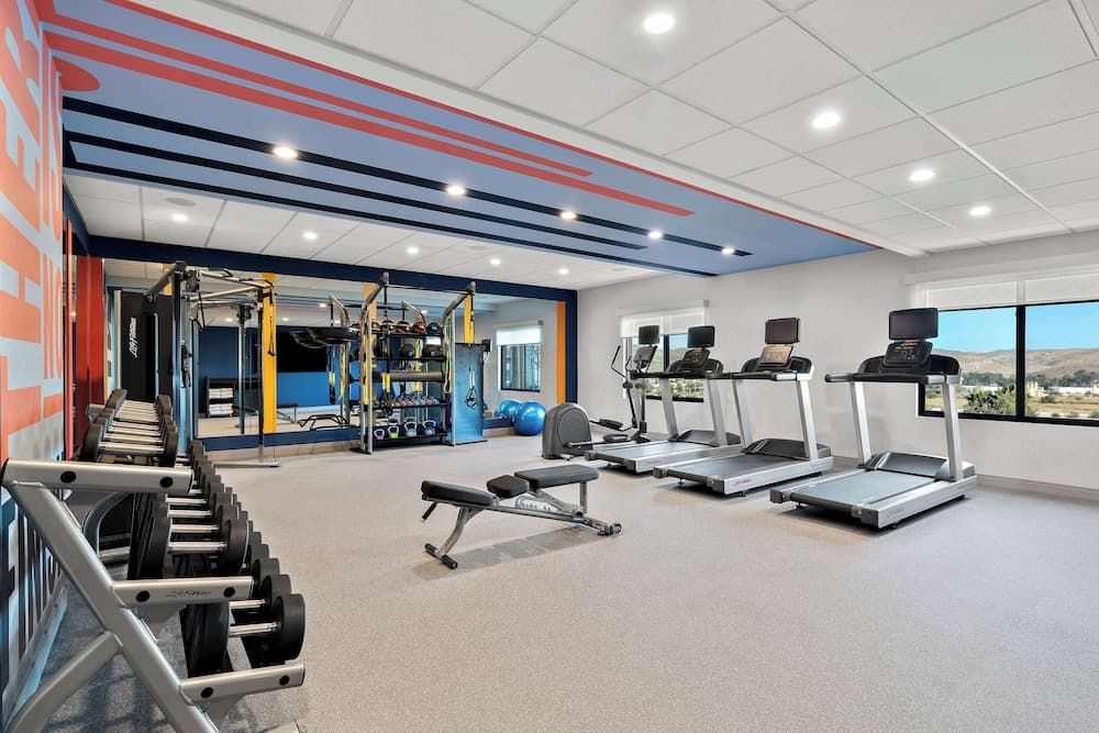 Hampton Inn & Suites Corona, Ca gallery photo in Corona, CA — image 16