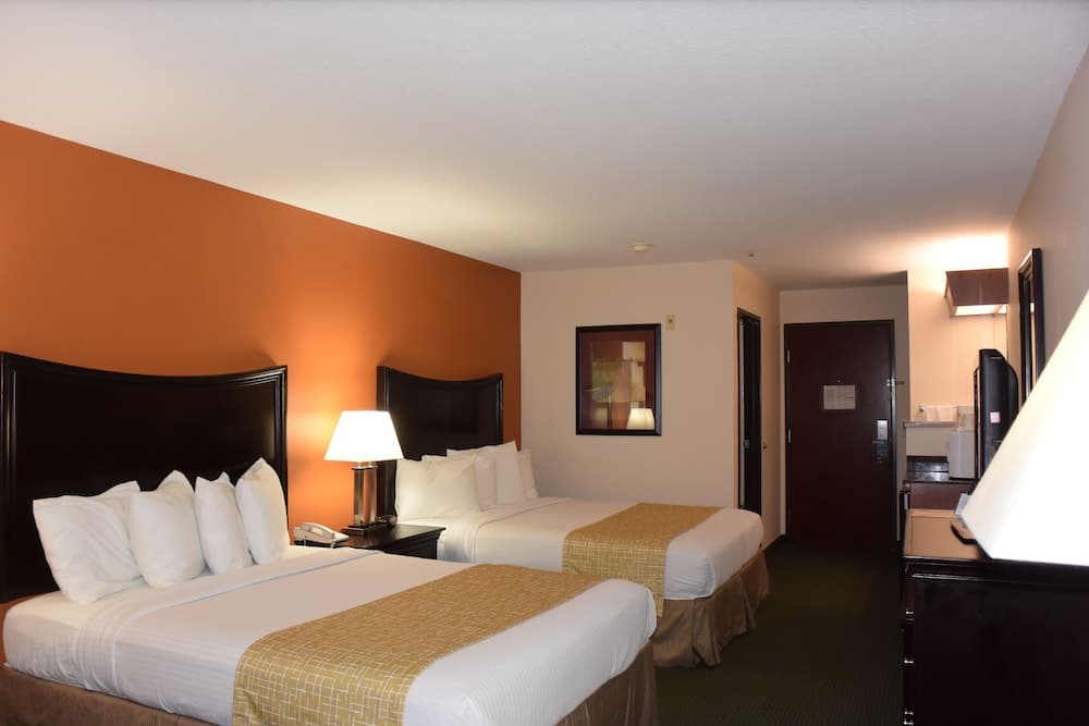 Travelodge Suites by Wyndham Newberg gallery photo in Newberg, OR — image 23