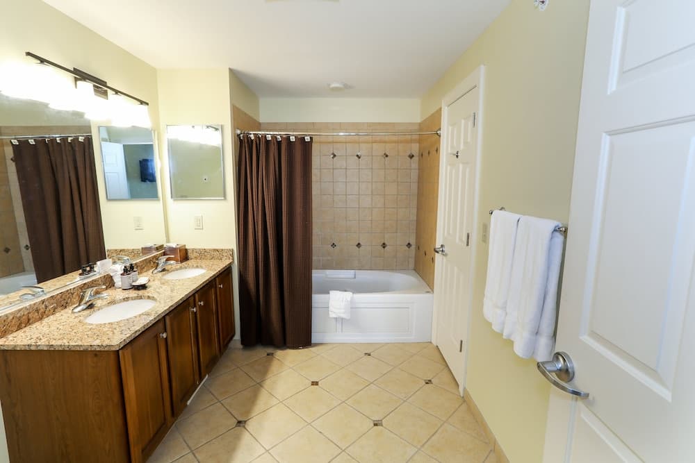 Kaatskill Mountain Club & Condos by Vail Resorts gallery photo in Hunter — image 39