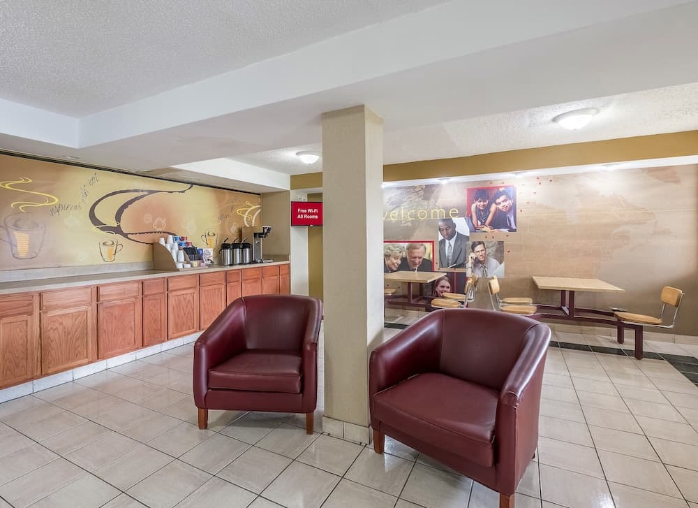 Red Roof Inn Hagerstown - Williamsport, MD property views in Williamsport, MD — gallery photo 3
