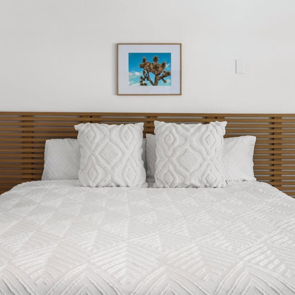King Deluxe Room interior in Desert Hot Springs, CA — gallery photo 2
