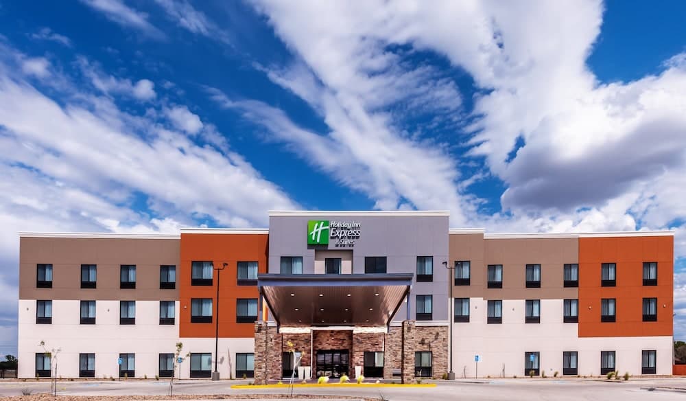Holiday Inn Express & Suites Perryton by IHG property views in Perryton, TX — gallery photo 3