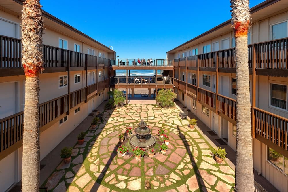 Ocean Beach Hotel property views in San Diego, CA — gallery photo 3