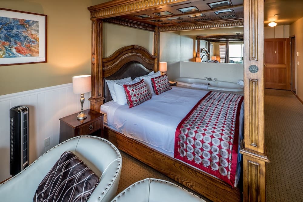 Camano Island Inn gallery photo in Camano Island, WA — image 37