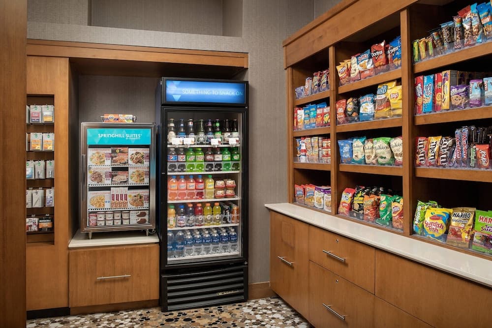 SpringHill Suites Jackson North/Ridgeland interior in Ridgeland, MS — gallery photo 2