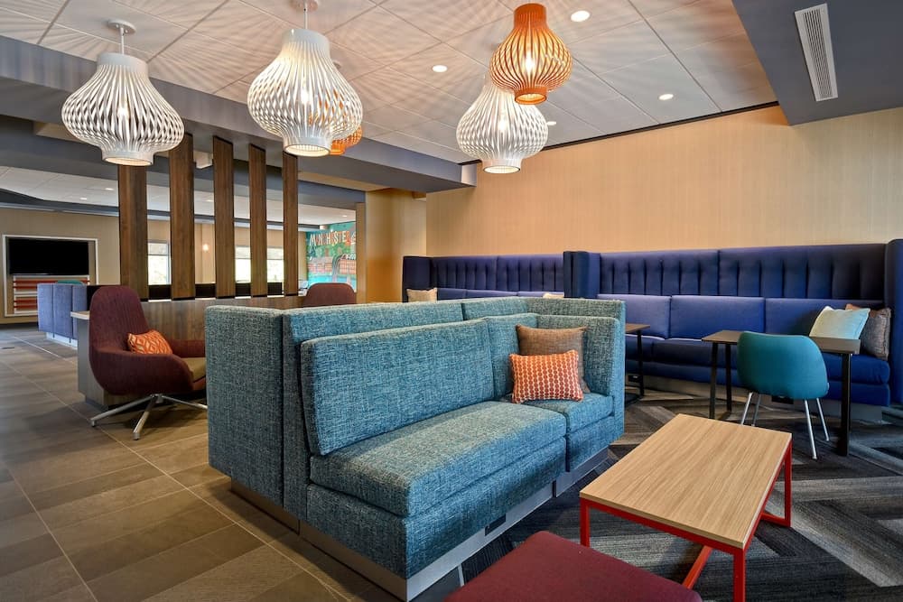 Tru by Hilton Manchester Downtown property views in Manchester, NH — gallery photo 3