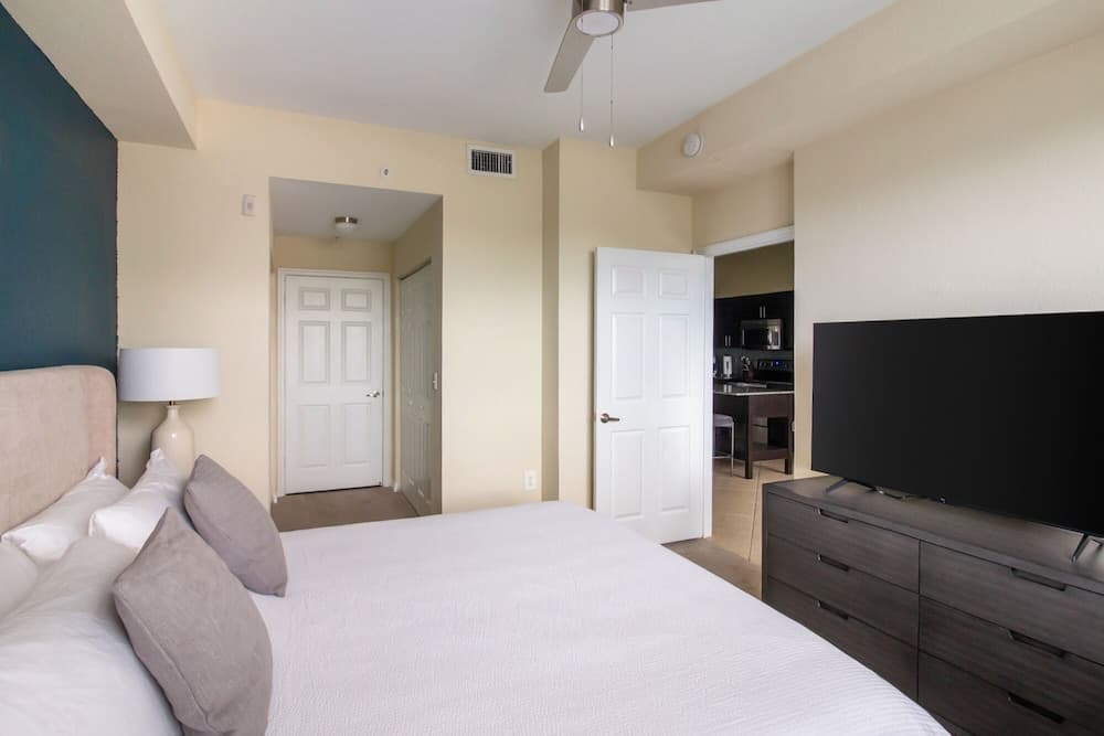 Miramar Apartments By Landing property views in Miramar, FL — gallery photo 3