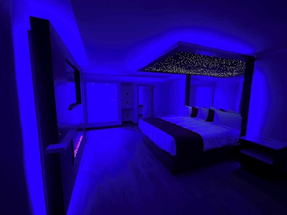 Imperial Suites gallery photo in Dearborn, MI — image 30