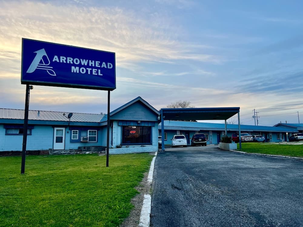 Arrowhead Motel featured exterior or lobby in Burnet, TX — similar hotel