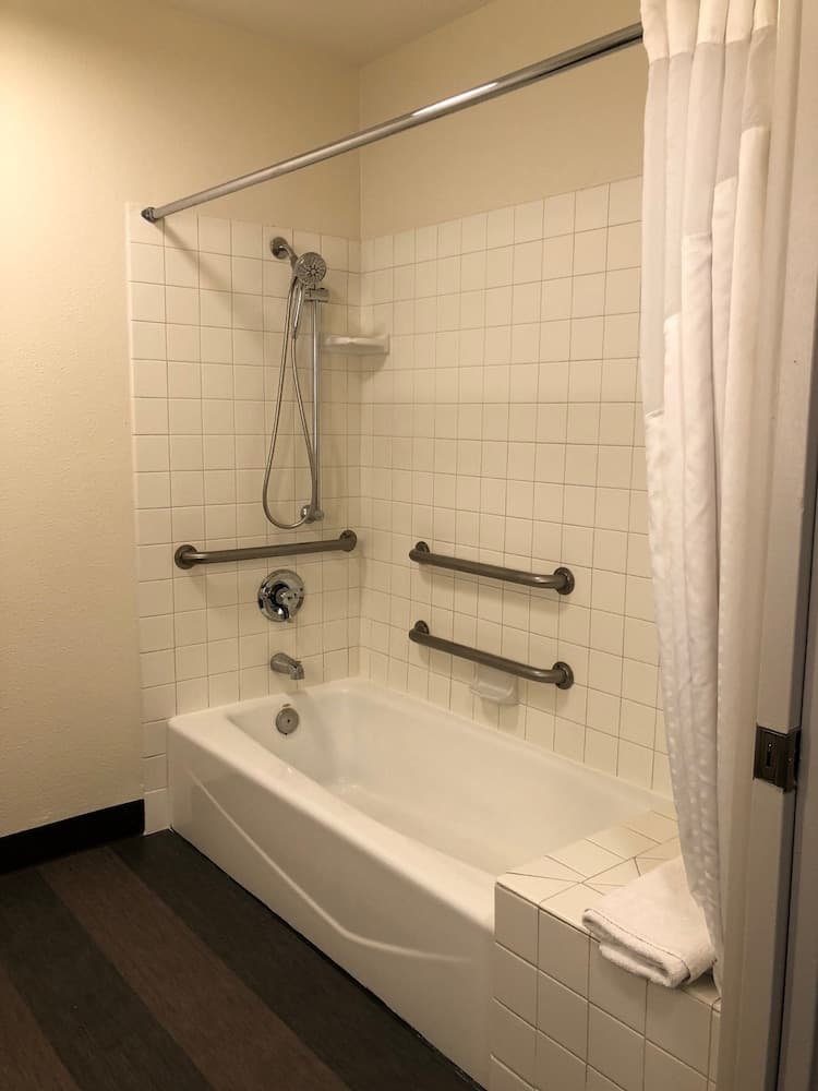 Holiday Inn Selma - Swancourt by IHG gallery photo in Selma, CA — image 23