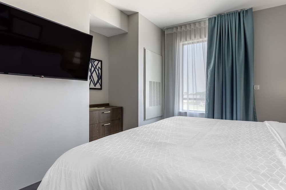 Staybridge Suites Dallas Grand Prairie by IHG gallery photo in Grand Prairie, TX — image 51