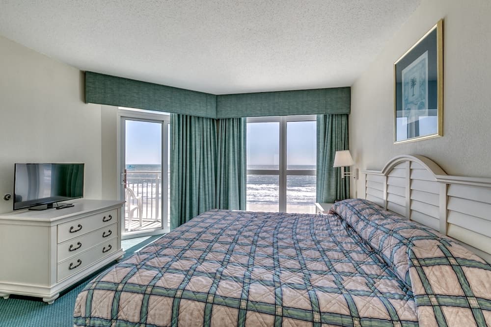 Bay Watch Resort - by Vacasa gallery photo in Myrtle Beach, SC — image 20