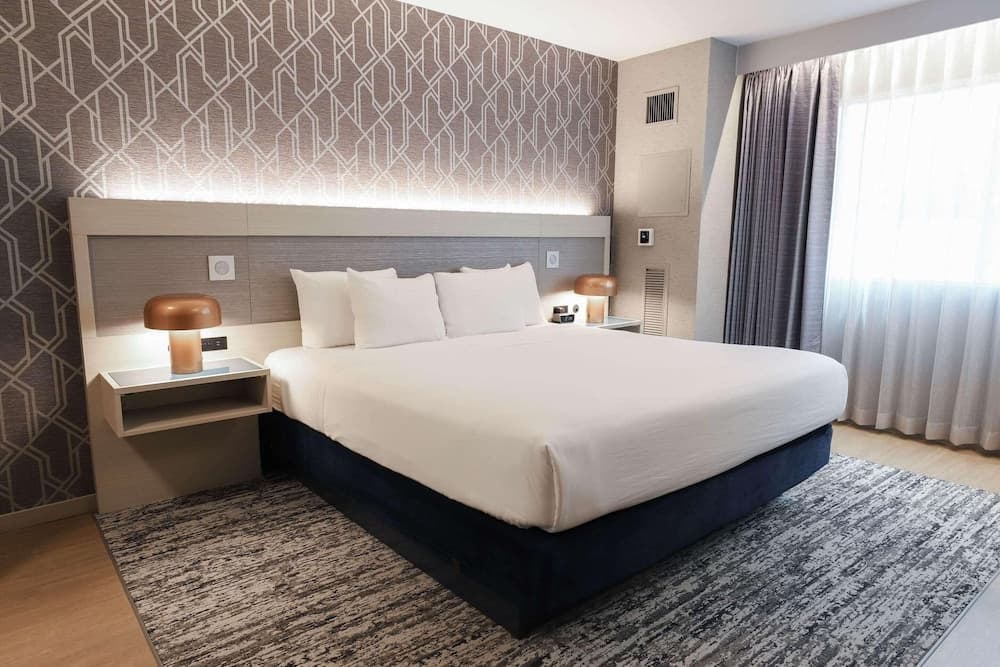 Radisson Plaza Hotel at Kalamazoo Center gallery photo in Kalamazoo, MI — image 83