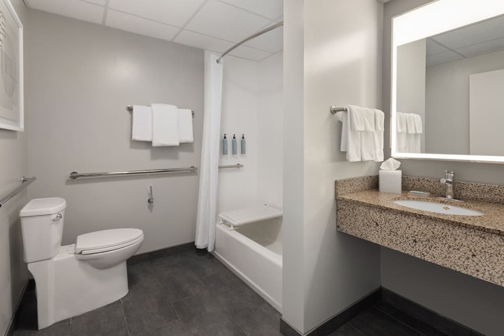 Courtyard by Marriott La Crosse gallery photo in La Crosse, WI — image 18