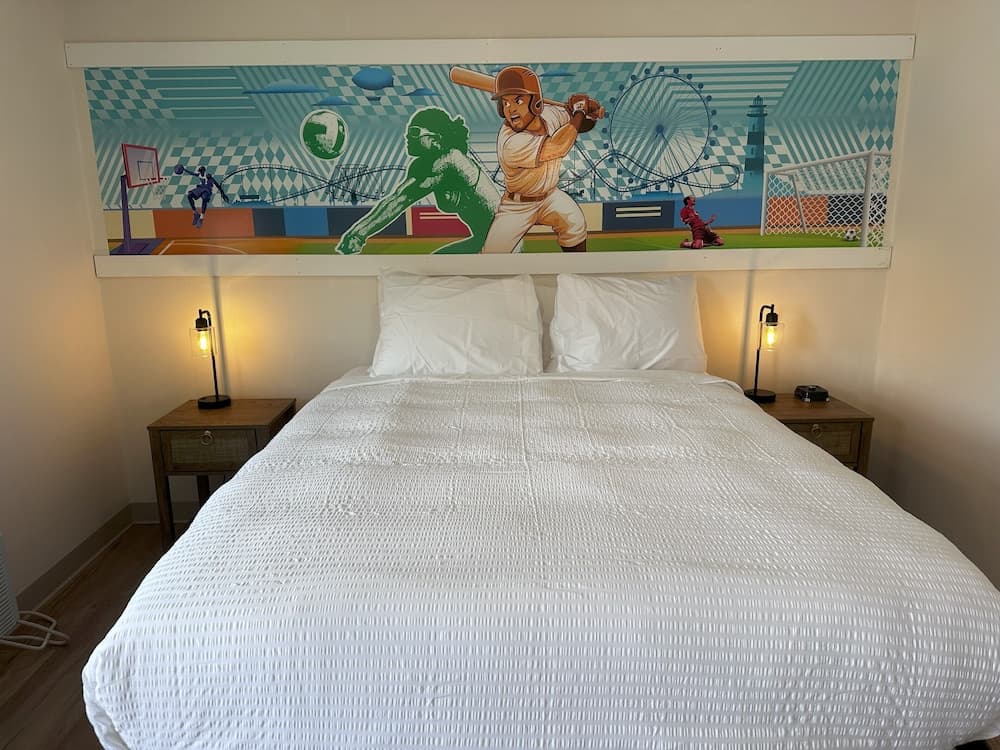 HomeField Inn. interior in Sandusky, OH — gallery photo 2