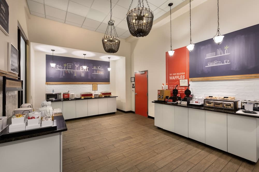 Hampton Inn Charlotte-Belmont at Montcross gallery photo in Belmont, NC — image 25