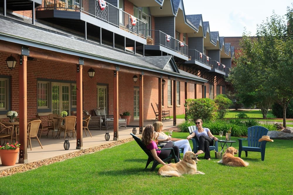 Lake Opechee Inn and Spa gallery photo in Laconia, NH — image 4