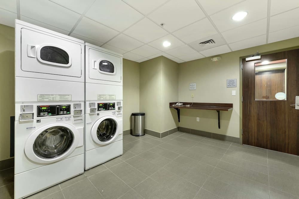 Hampton Inn & Suites Gulfport I-10 gallery photo in Gulfport, MS — image 10
