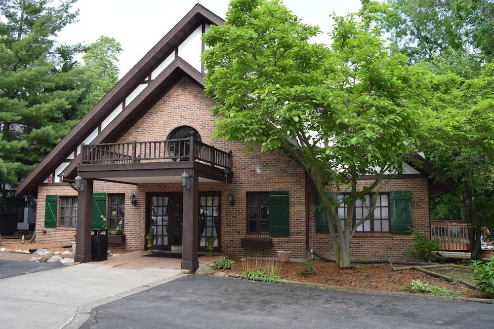 Spring House Inn — hotel in Chesterton, Indiana