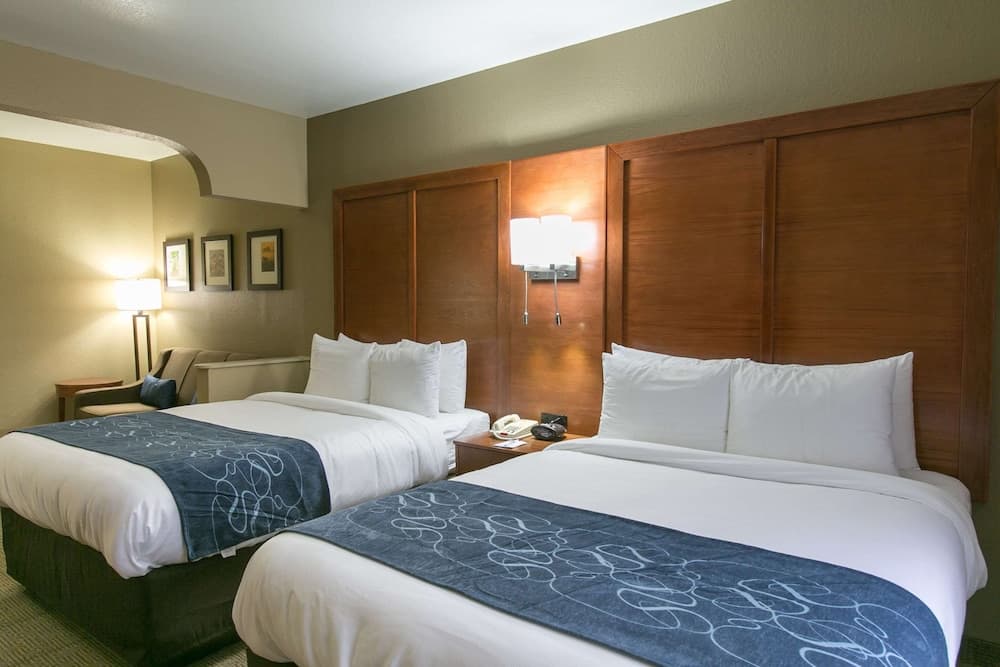 Comfort Suites Austin NW Lakeline featured exterior or lobby in Austin, TX — similar hotel